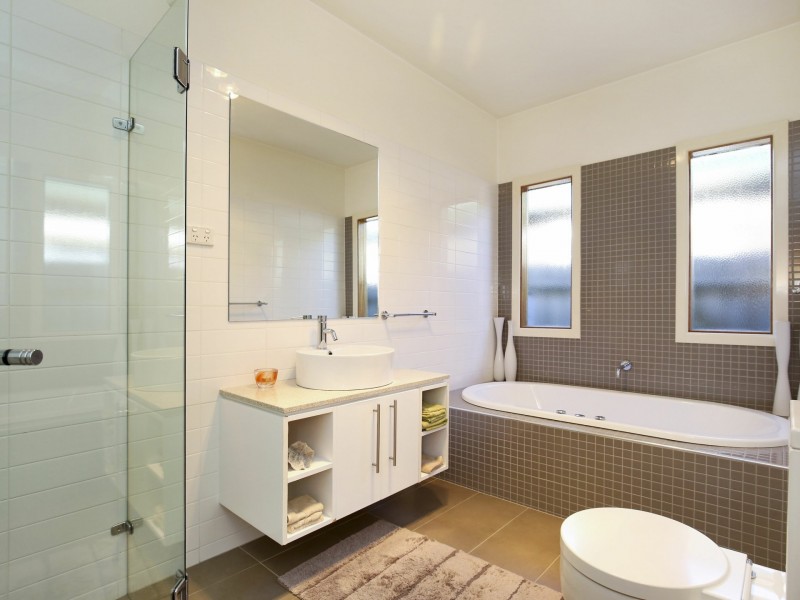 47 Wattle Grove, Reservoir VIC 3073