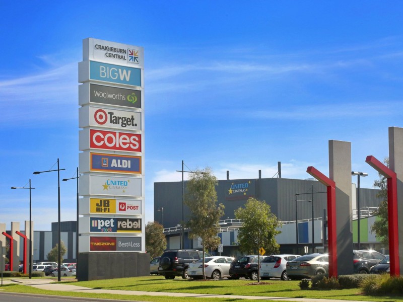 2 Plumbago Street, Craigieburn VIC 3064