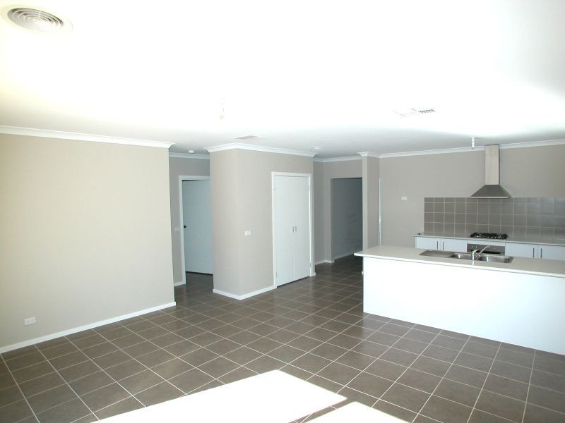 6 Jackaroo Street, Mernda VIC 3754