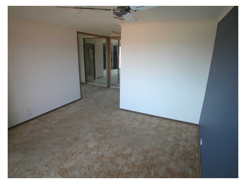 20 Horseshoe Crescent, Epping VIC 3076