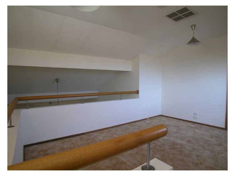 20 Horseshoe Crescent, Epping VIC 3076