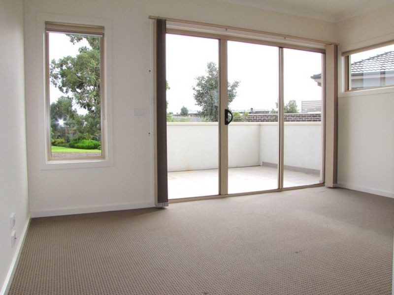 9/9 Kincaid Avenue, Mernda VIC 3754