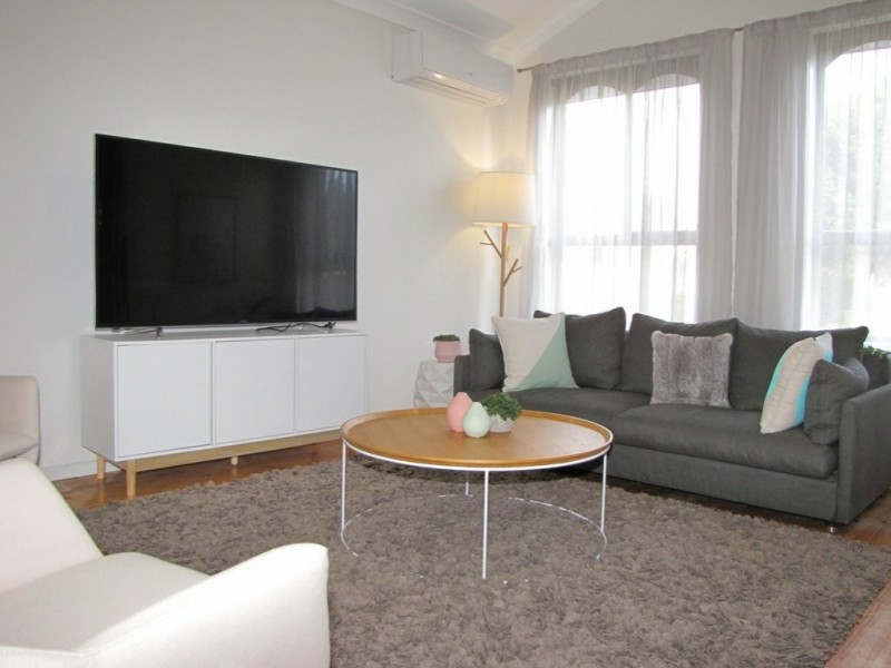 6 Norwood Drive, Mill Park VIC 3082