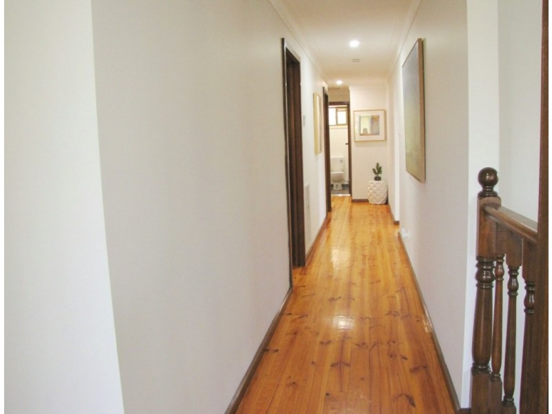 6 Norwood Drive, Mill Park VIC 3082