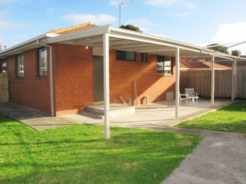 6 Norwood Drive, Mill Park VIC 3082