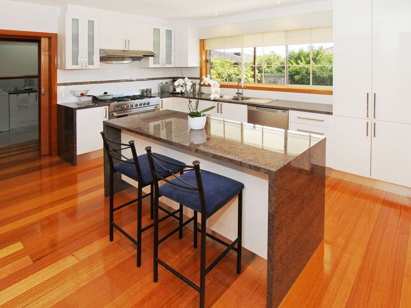 182 Main Street, Thomastown VIC 3074