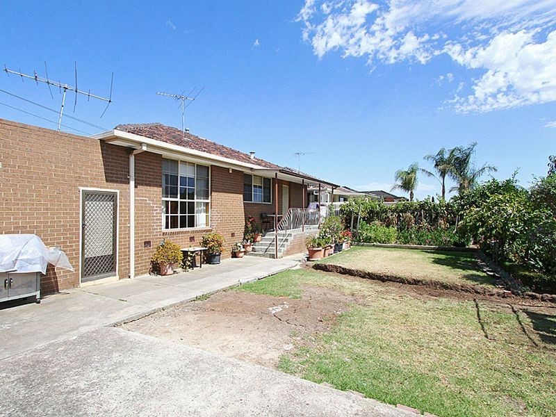 182 Main Street, Thomastown VIC 3074