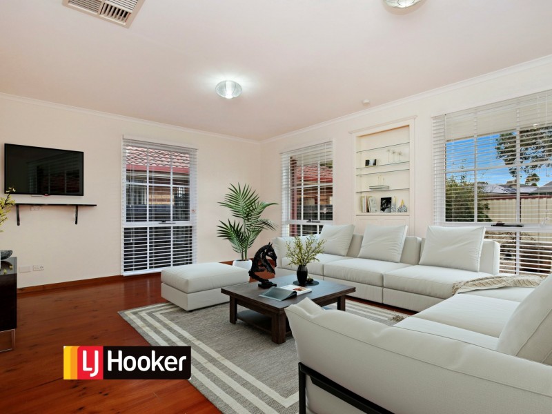 1 Radiata Court, Mill Park VIC 3082