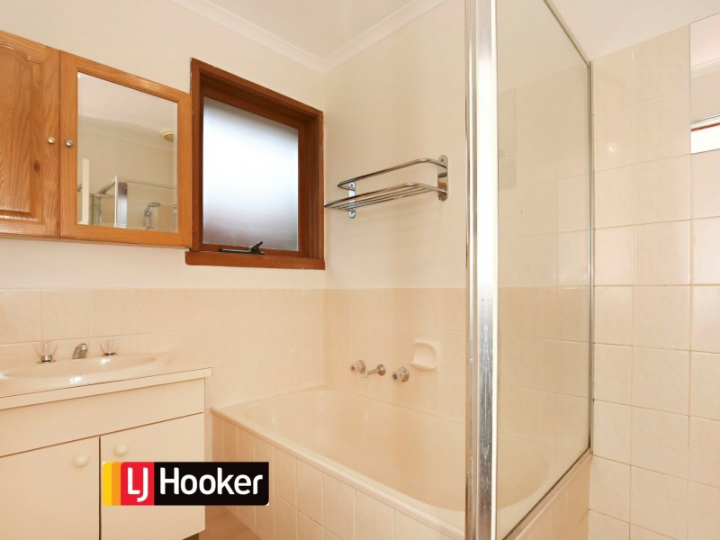 1 Radiata Court, Mill Park VIC 3082
