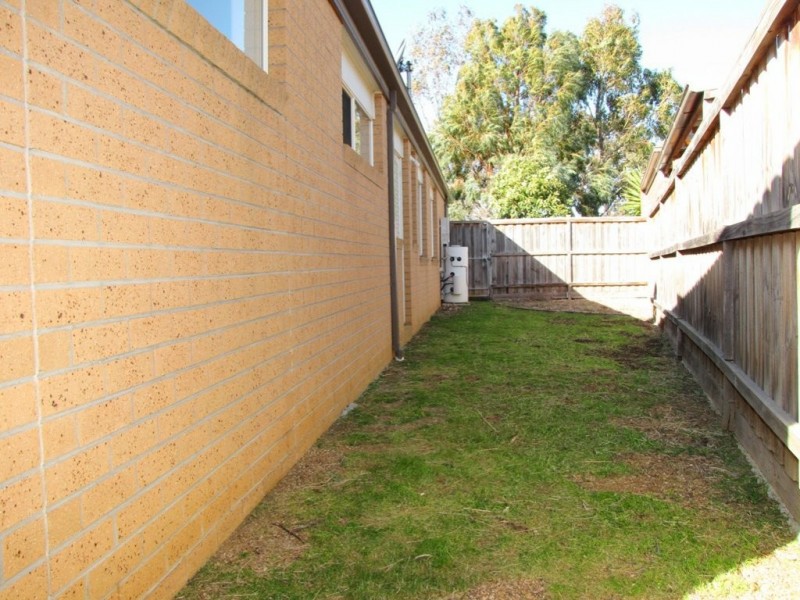 6 Treeview Drive, South Morang VIC 3752