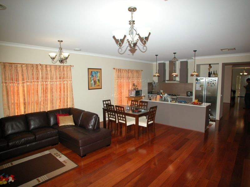 29 Conelly Way, South Morang VIC 3752