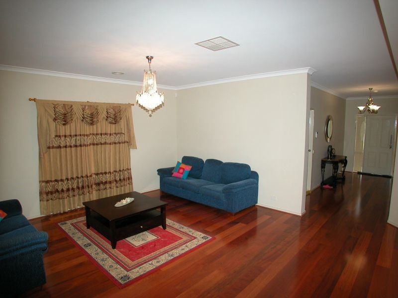 29 Conelly Way, South Morang VIC 3752
