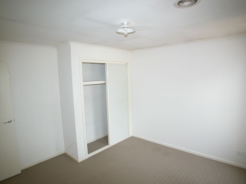 9 Glory Street, South Morang VIC 3752