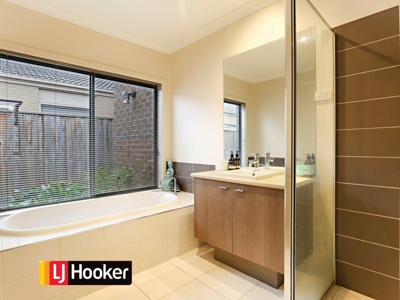 1 Arum Walk, Mernda VIC 3754