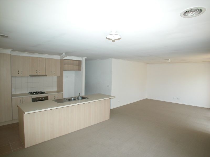 9 Glory Street, South Morang VIC 3752