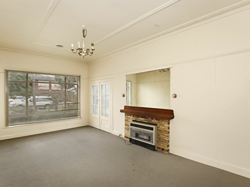 116 Rossmoyne Street, Thornbury VIC 3071