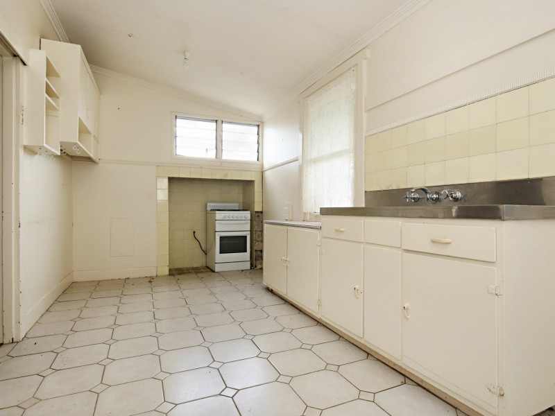 116 Rossmoyne Street, Thornbury VIC 3071