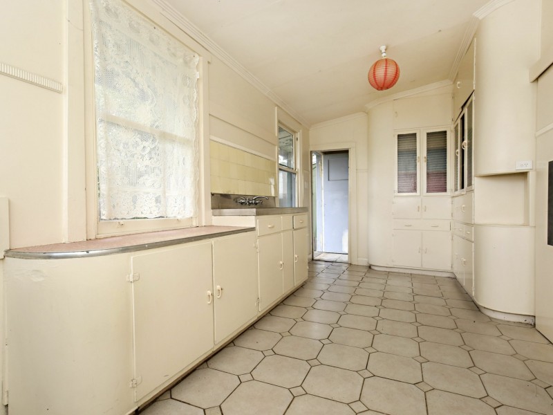 116 Rossmoyne Street, Thornbury VIC 3071