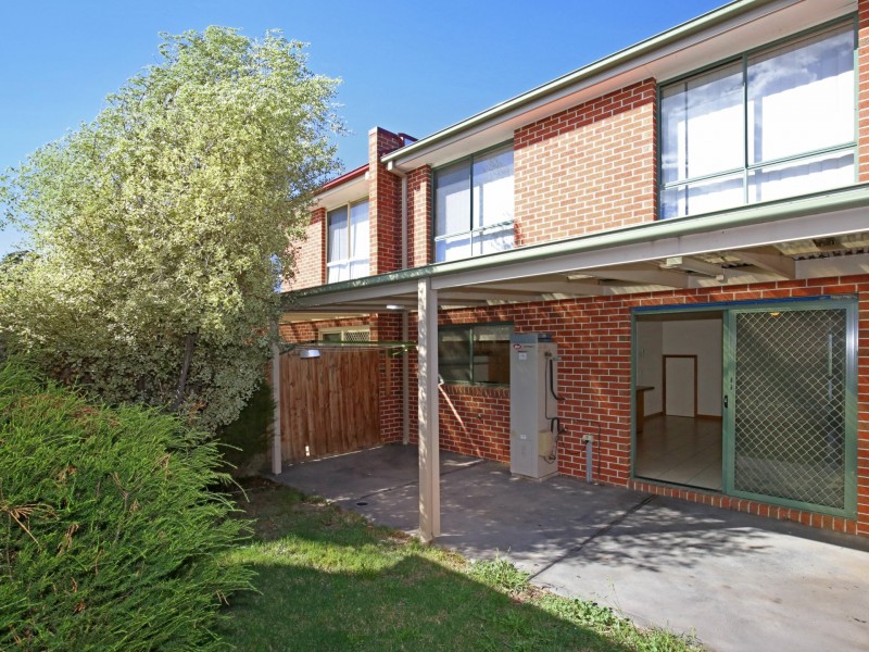 23 Vincent Drive, South Morang VIC 3752