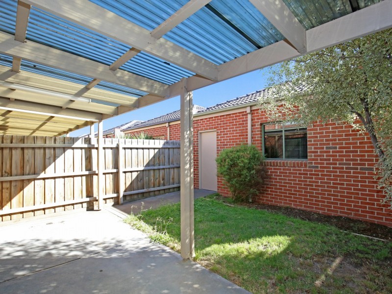 23 Vincent Drive, South Morang VIC 3752