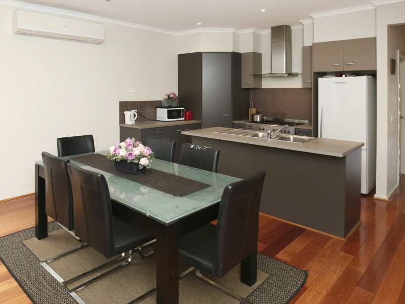 24 Paisley Crescent, Mernda VIC 3754