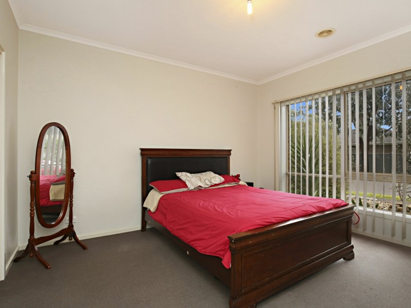 24 Paisley Crescent, Mernda VIC 3754