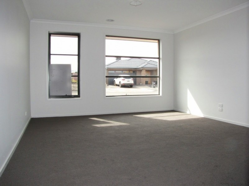 5 Seppies Road, Wollert VIC 3750