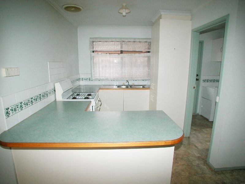 2/24 Border Drive, Mill Park VIC 3082