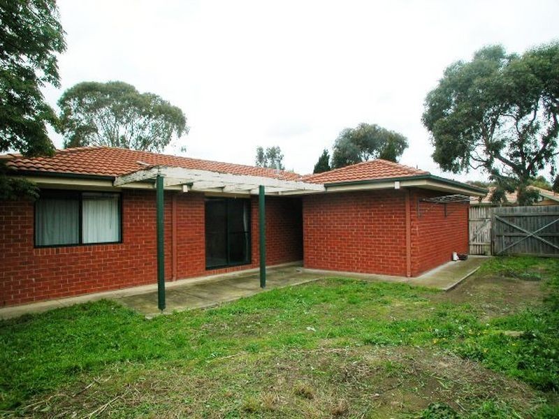 2/24 Border Drive, Mill Park VIC 3082