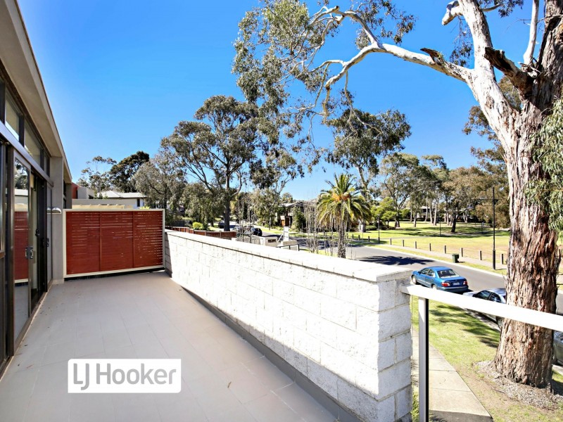 2/138 Ernest Jones Drive, Macleod VIC 3085