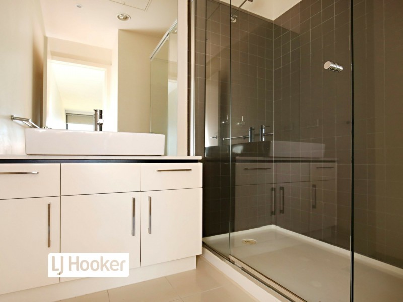 2/138 Ernest Jones Drive, Macleod VIC 3085