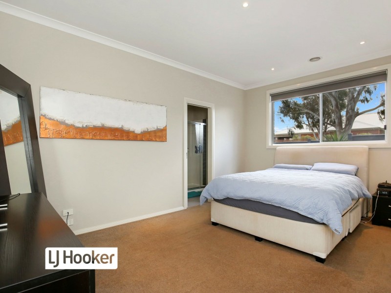 44 Greig Drive, Mernda VIC 3754