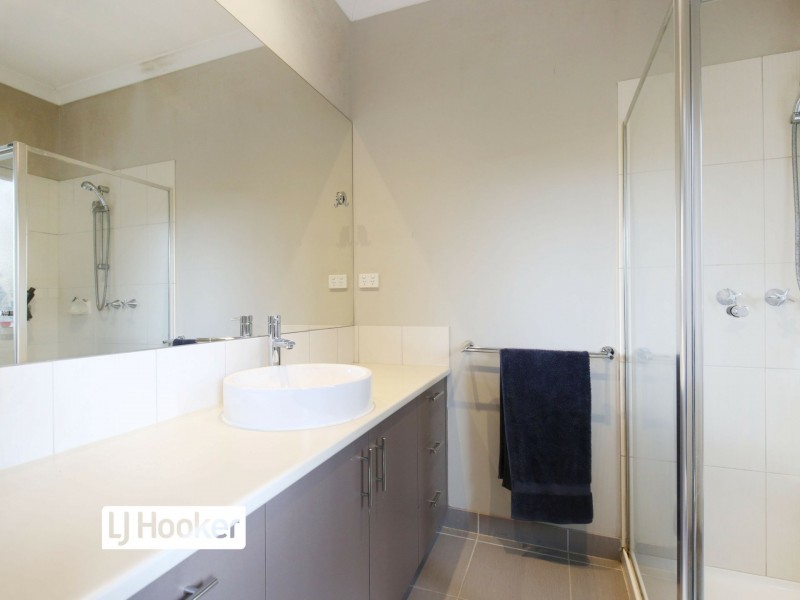 44 Greig Drive, Mernda VIC 3754