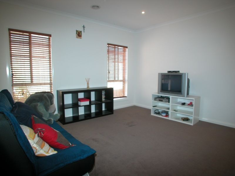 9 Cabarita Crescent, South Morang VIC 3752