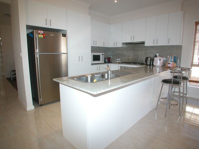 9 Cabarita Crescent, South Morang VIC 3752