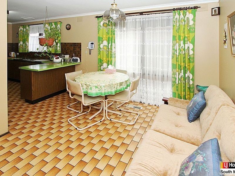 2 Brampton Close, Craigieburn VIC 3064