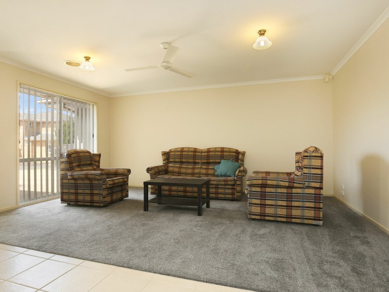 3 The Breezewater, Sanctuary Lakes VIC 3030