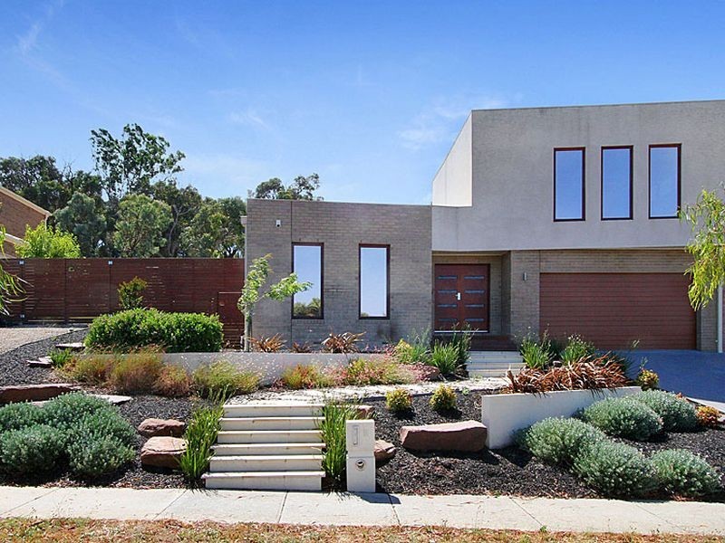 16 Werther Way, Doreen VIC 3754