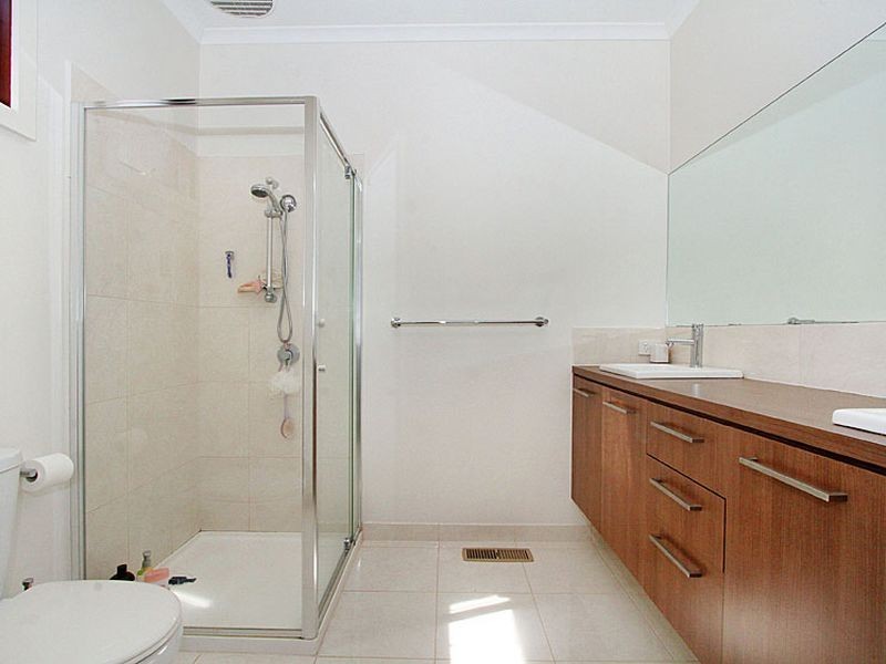 16 Werther Way, Doreen VIC 3754