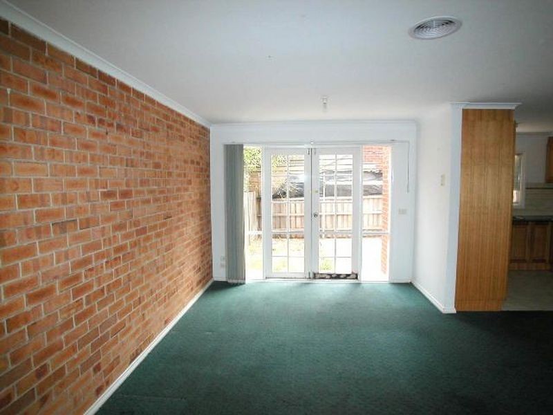 2/13 Daventry Street, Reservoir VIC 3073