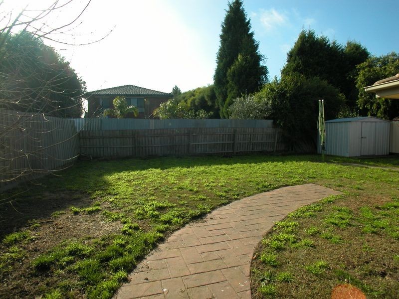 3 Borrowdale Court, Mill Park VIC 3082