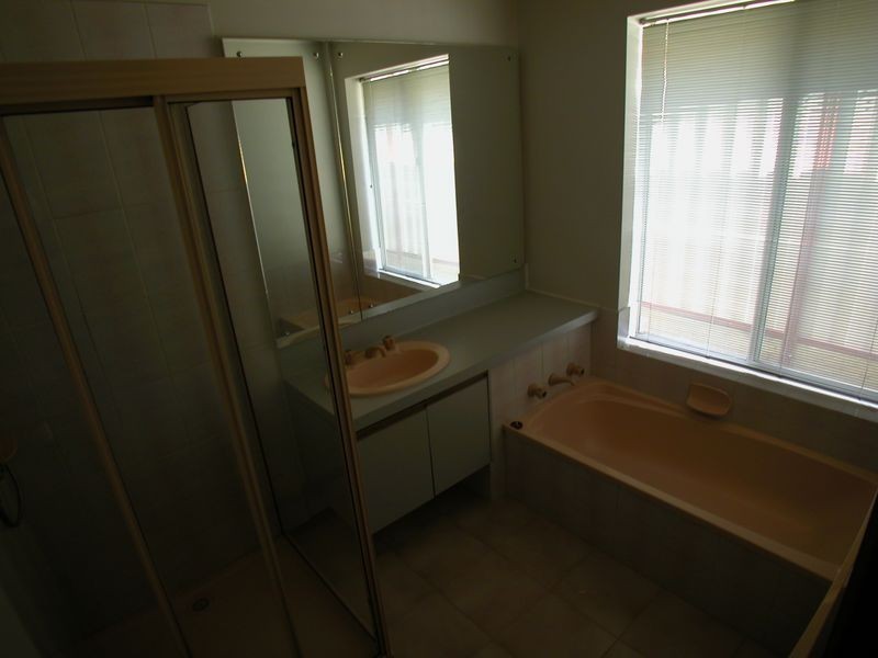 3 Borrowdale Court, Mill Park VIC 3082