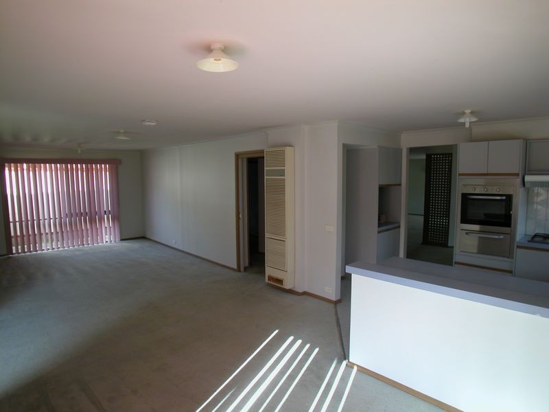 3 Borrowdale Court, Mill Park VIC 3082