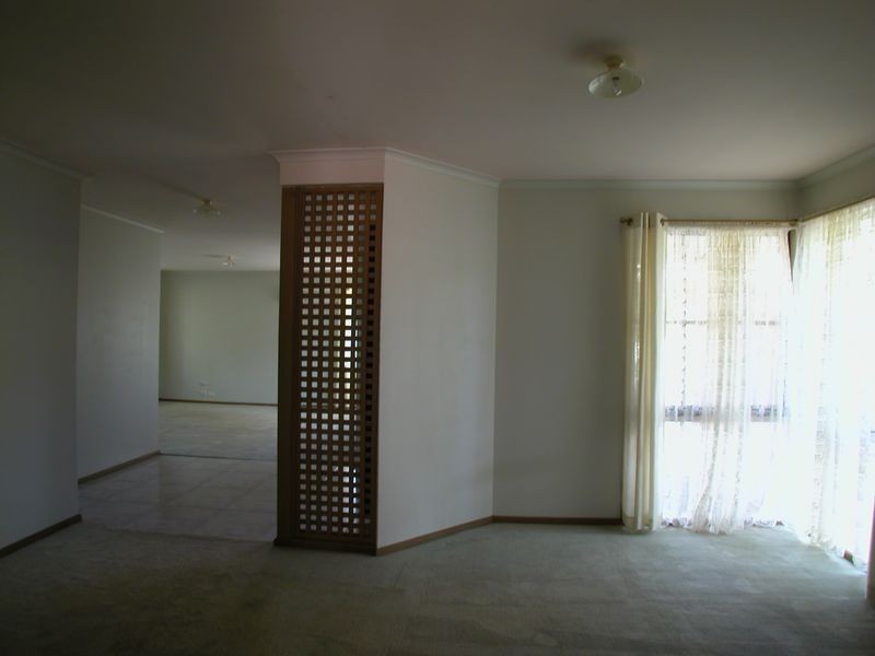 3 Borrowdale Court, Mill Park VIC 3082