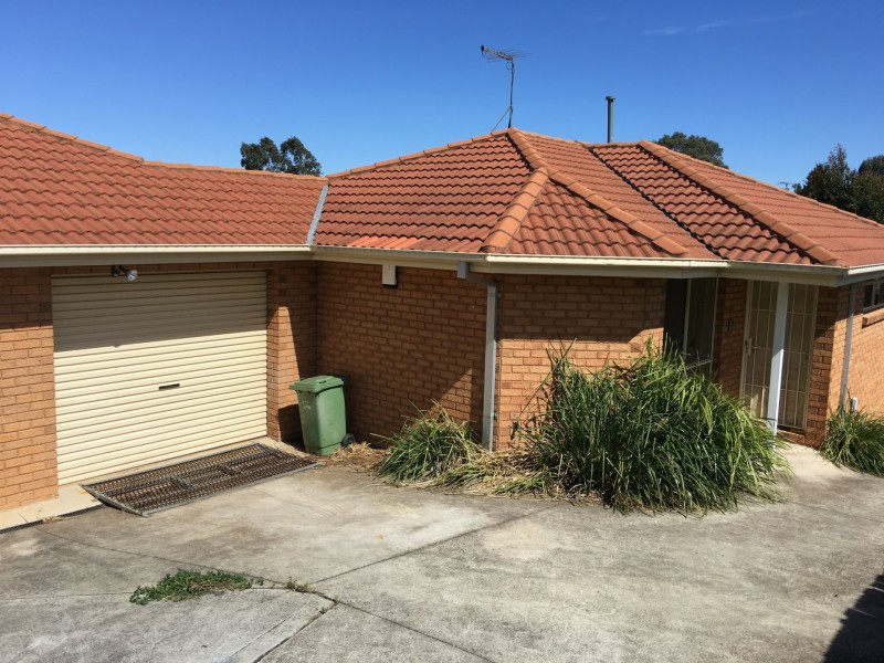 2/49 Nicholson Crescent, Meadow Heights VIC 3048