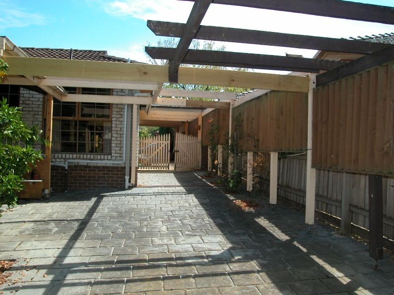 4 Hooper Street, Macleod VIC 3085