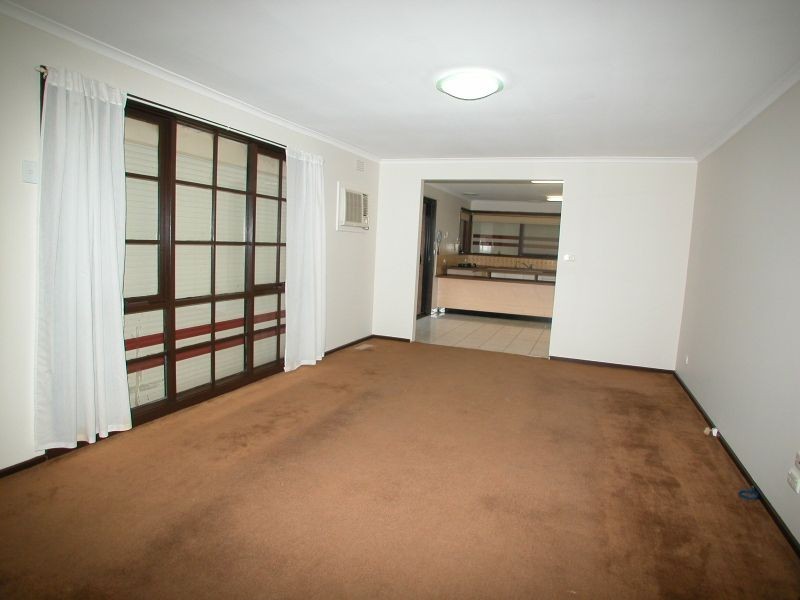 16 Cabernet Crescent, Bundoora VIC 3083