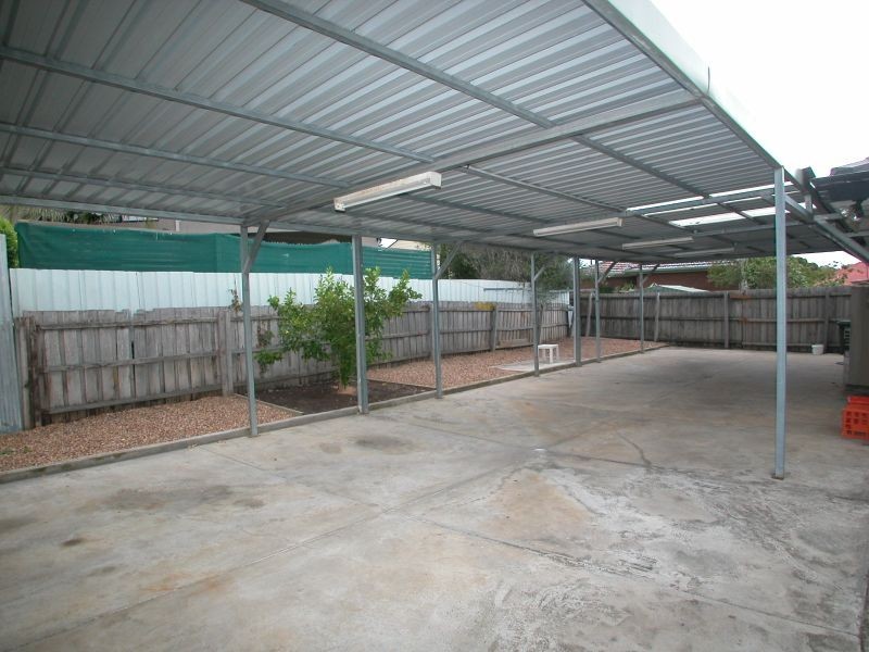 16 Cabernet Crescent, Bundoora VIC 3083