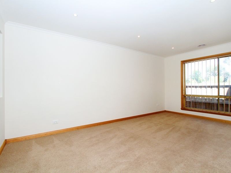 141 Vincent Drive, South Morang VIC 3752