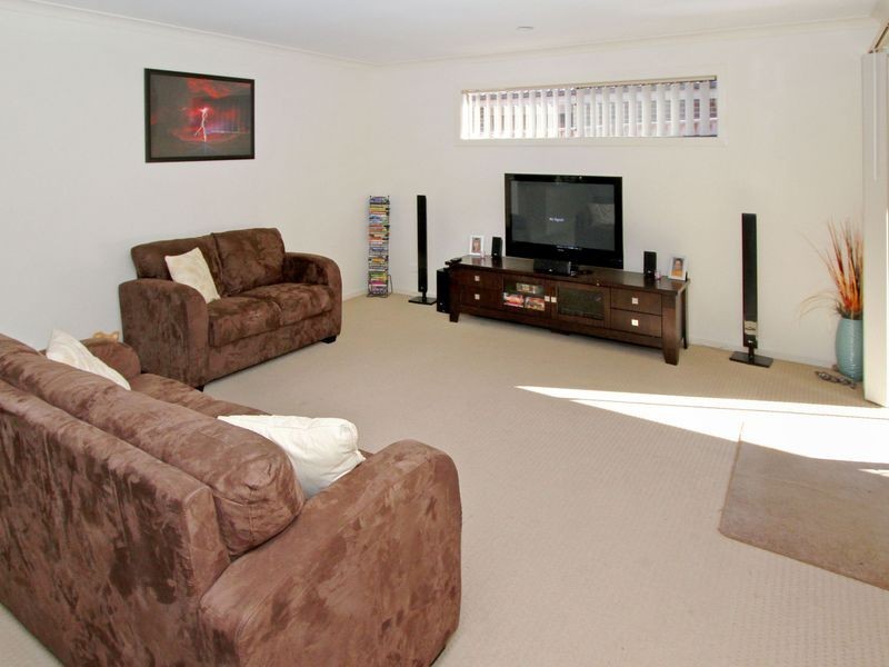 4 Harrie Place, Doreen VIC 3754